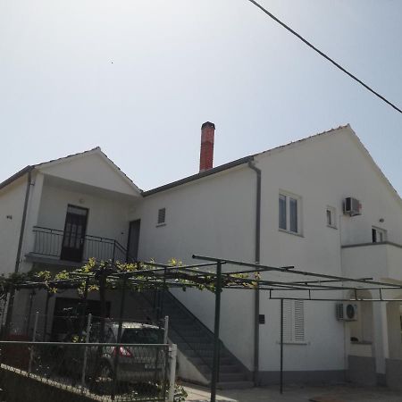 Apartmani Lukacic Biograd Na Moru Exterior photo